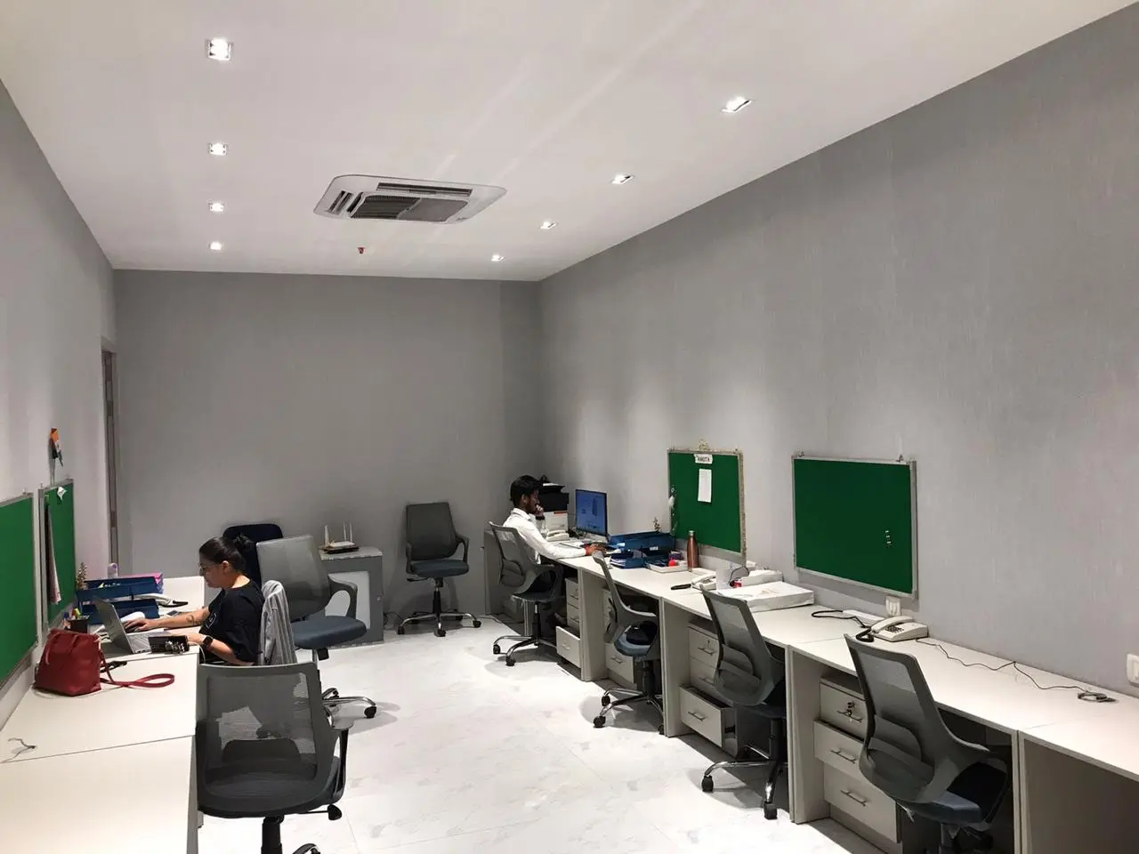 Ashford Sales Lounge — Nahur — view 30