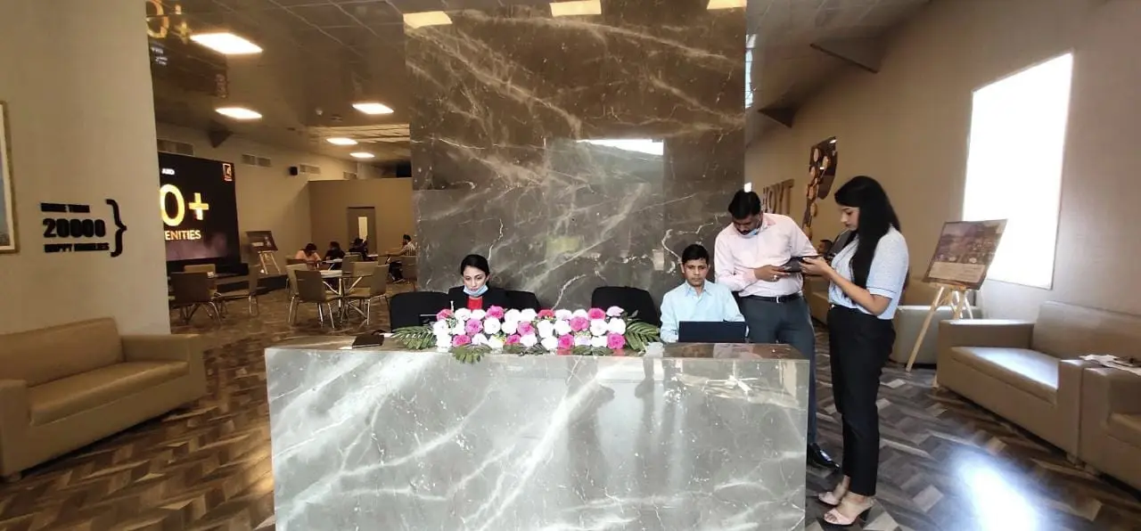 Runwal – OYT Sales Lounge — Wadala — view 2
